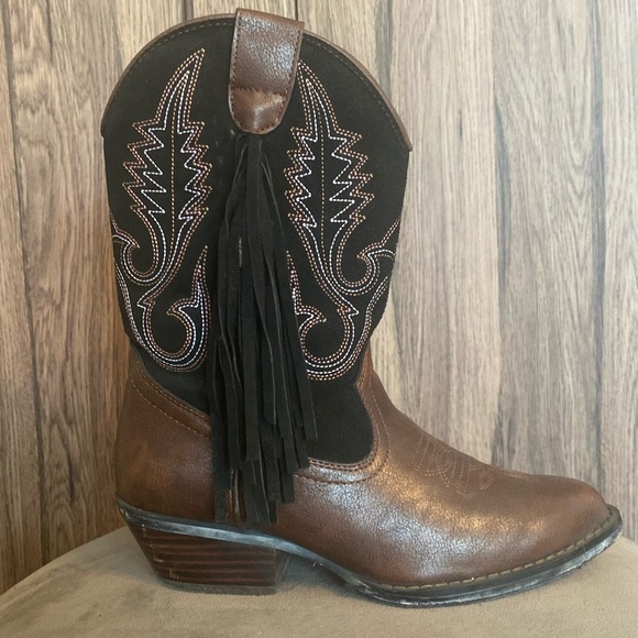 Smoky Mountain Fringe Cowboy Boots - Picture 14 of 14